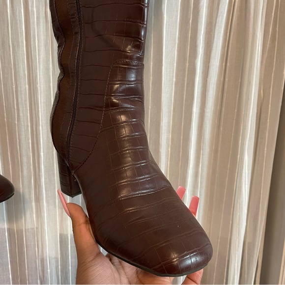 Square Toe Block Heel Knee-High Boot - Picture 3 of 7